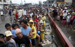 typhoon-haiyan-people